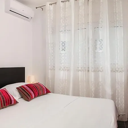 Rogoznica Sleeps 10 Pool Air Con Wifi * רוגוזניצה